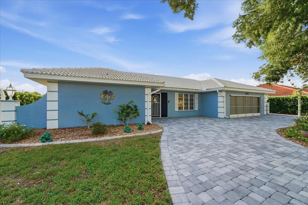 413 SIGNORELLI DRIVE photo 4