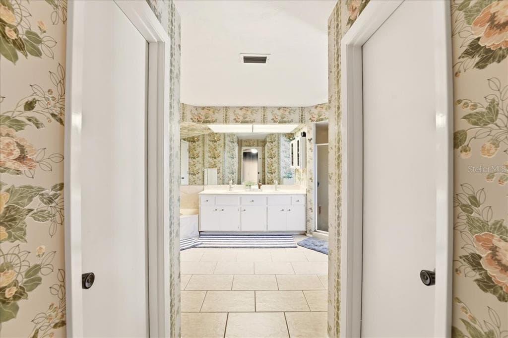 413 SIGNORELLI DRIVE photo 25