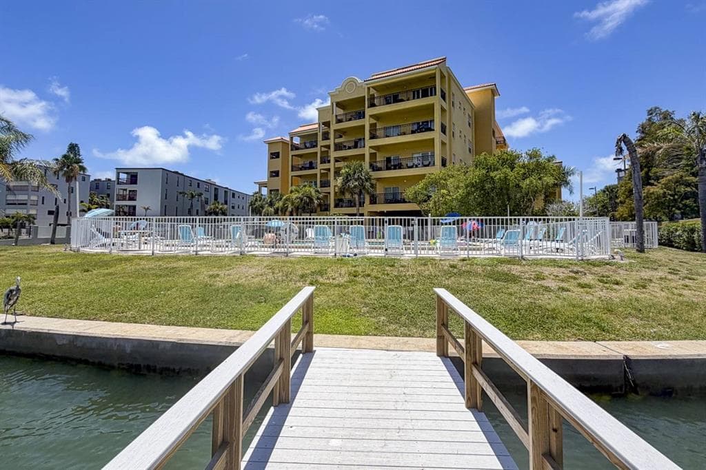 10315 GULF BOULEVARD 409 photo 22