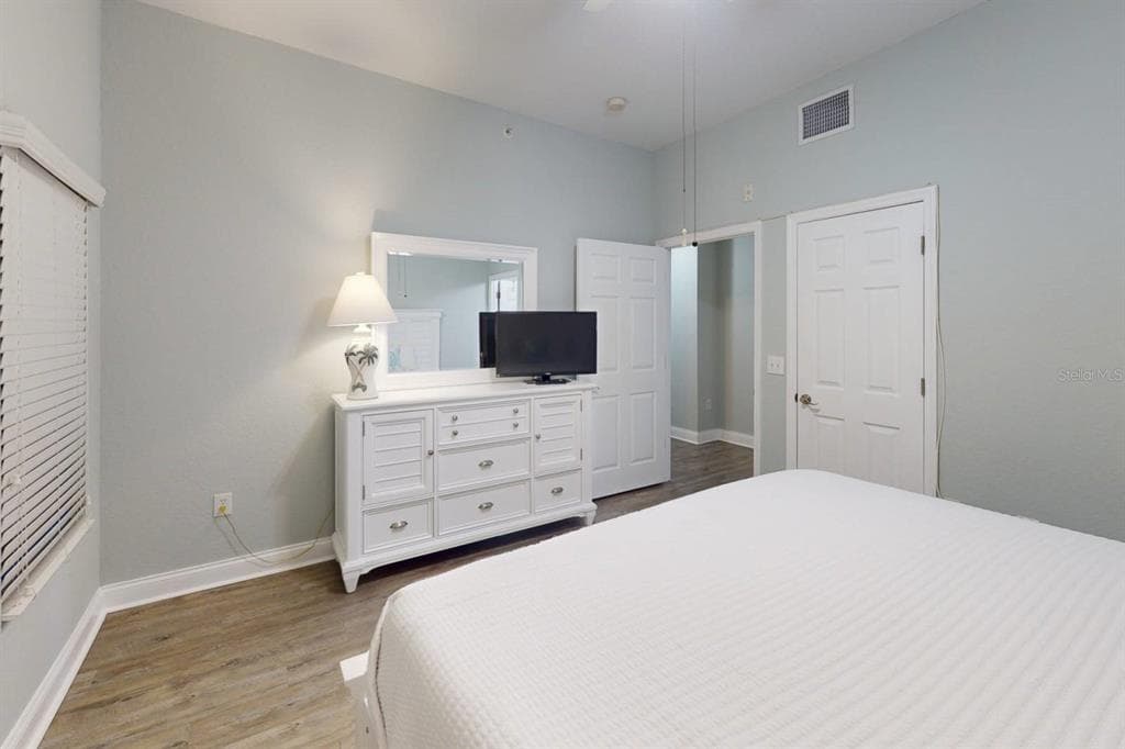10315 GULF BOULEVARD 409 photo 19