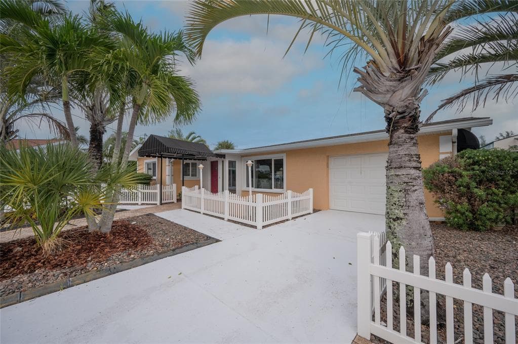 4223 ROYAL PALM DRIVE photo 6