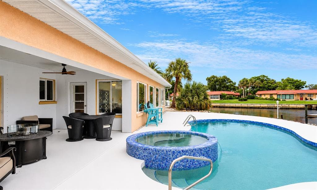 4223 ROYAL PALM DRIVE photo 4