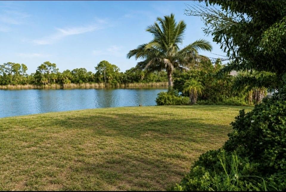 10535 AZTEC ROAD photo 2