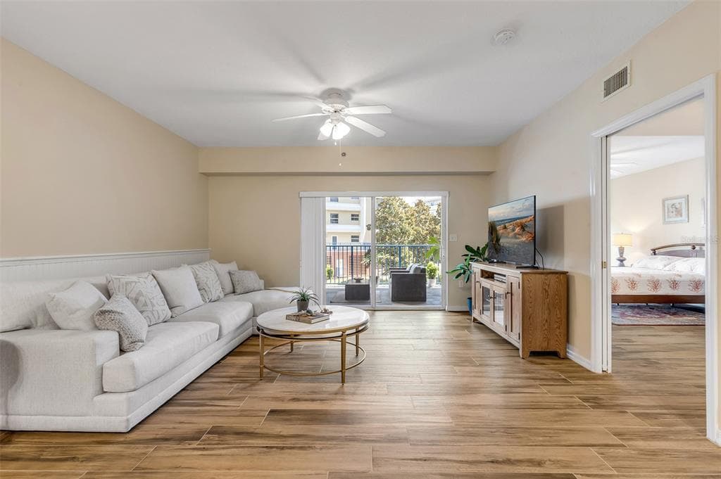 5300 S ATLANTIC AVENUE 8-206 photo 7
