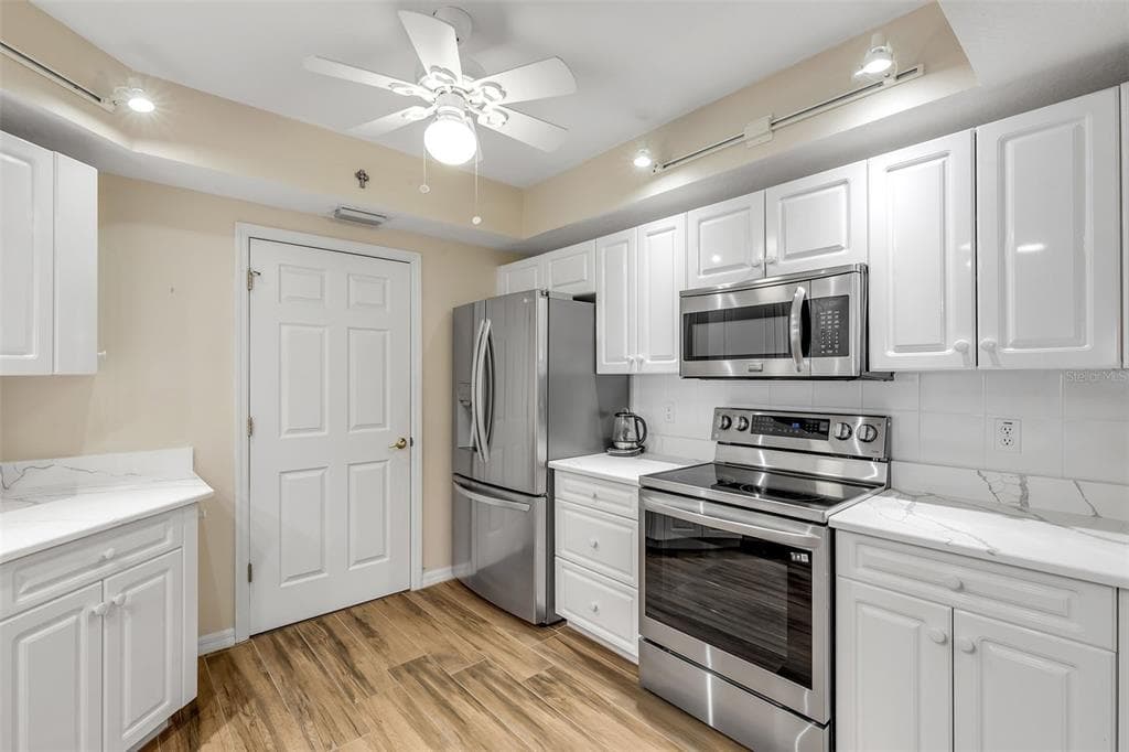 5300 S ATLANTIC AVENUE 8-206 photo 24
