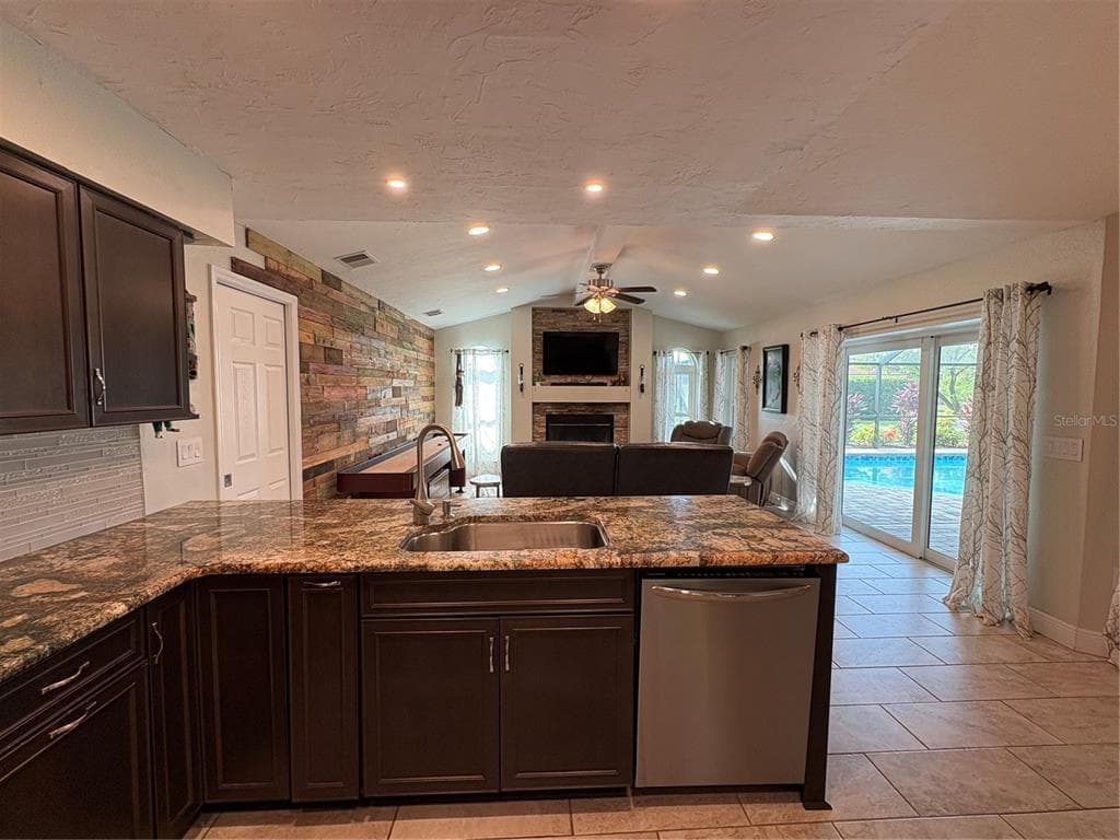 5092 KILTY COURT E photo 5