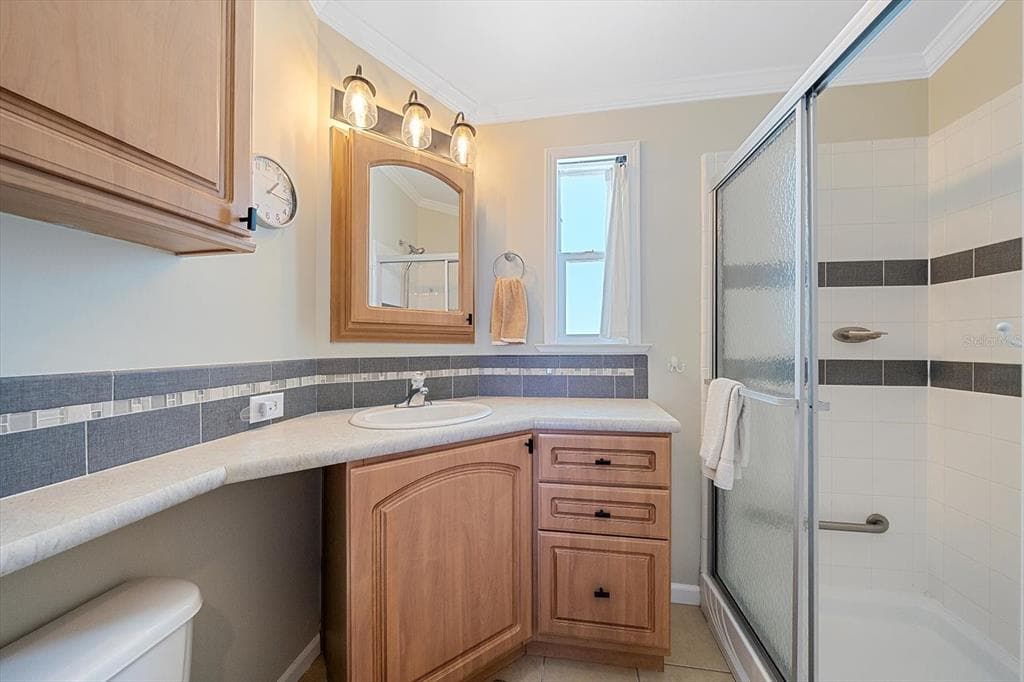 4 BASIN STREET photo 17