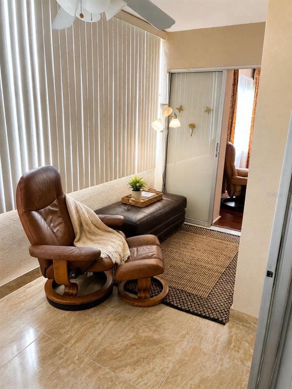 4575 COVE CIRCLE 506 photo 3