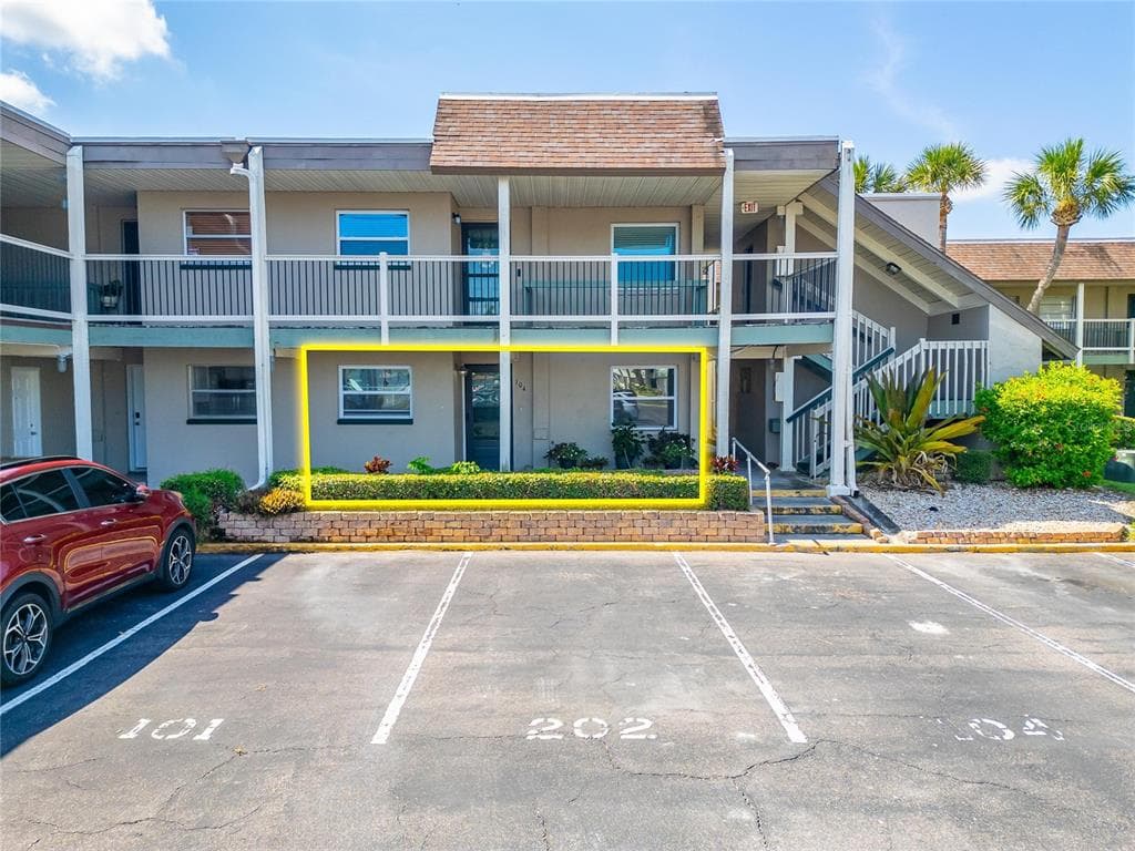 1028 APOLLO BEACH BOULEVARD 104 photo 4