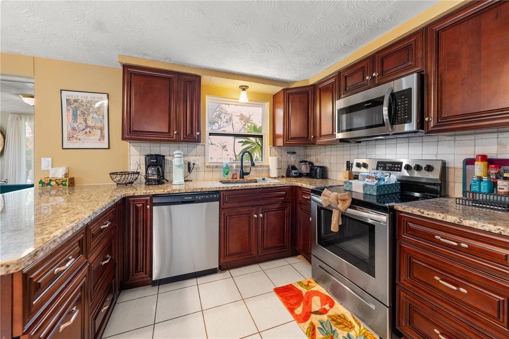 4114 SUNRAY DRIVE photo 8