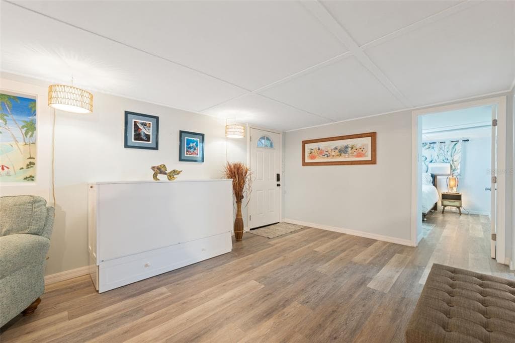 5527 DARLENE STREET photo 15