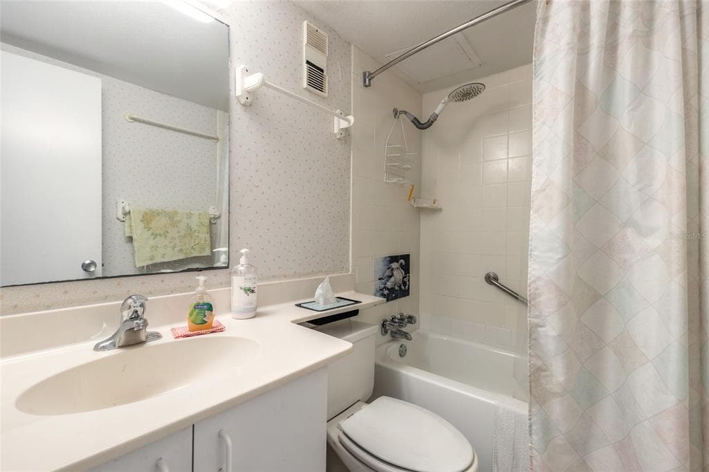701 S ATLANTIC AVENUE 417 photo 9