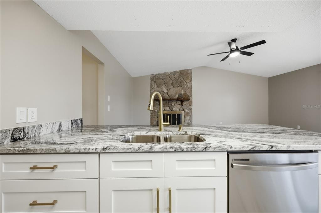 9840 SAN SEBASTIAN WAY photo 15