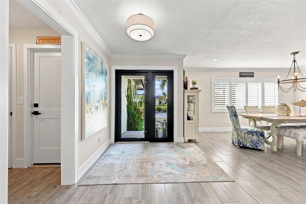 2022 HAWAII AVENUE NE photo 8