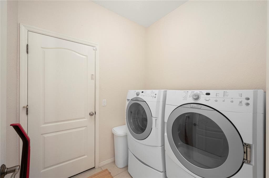 21551 EDGEWATER DRIVE photo 16