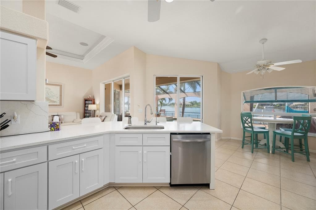 21551 EDGEWATER DRIVE photo 8