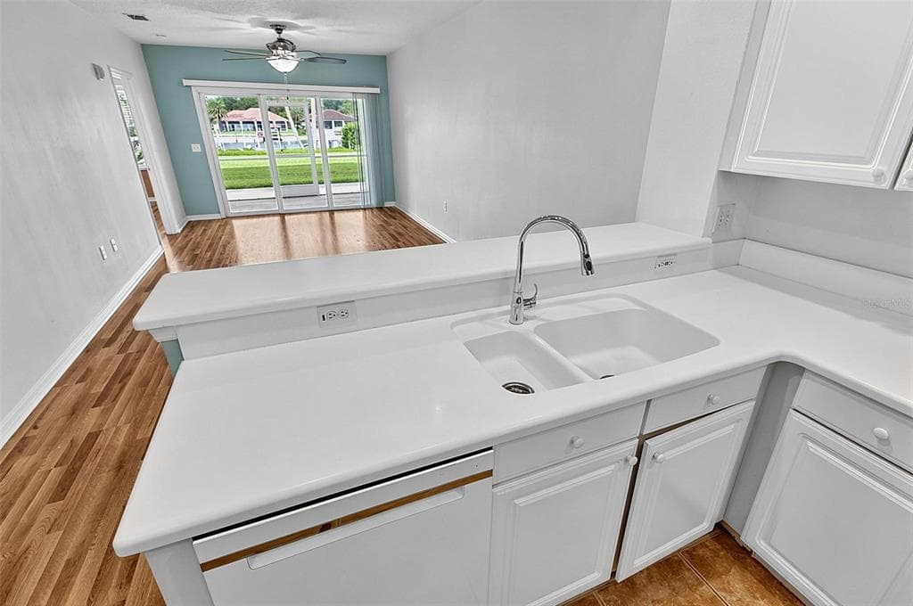 700 CANOPY WALK LANE 713 photo 7