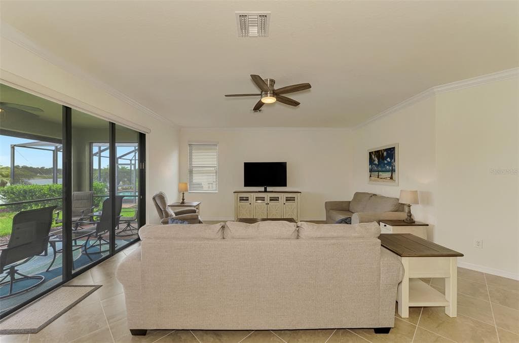 10065 COZY GROVE DRIVE photo 13