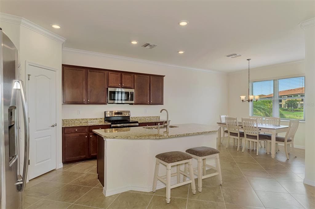 10065 COZY GROVE DRIVE photo 17