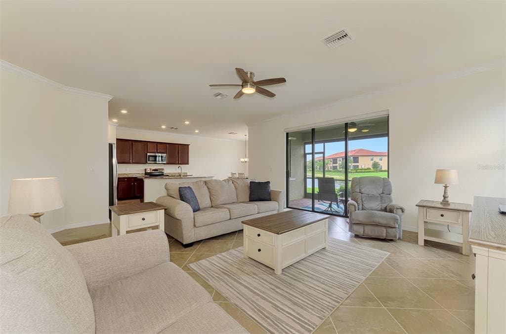 10065 COZY GROVE DRIVE photo 16
