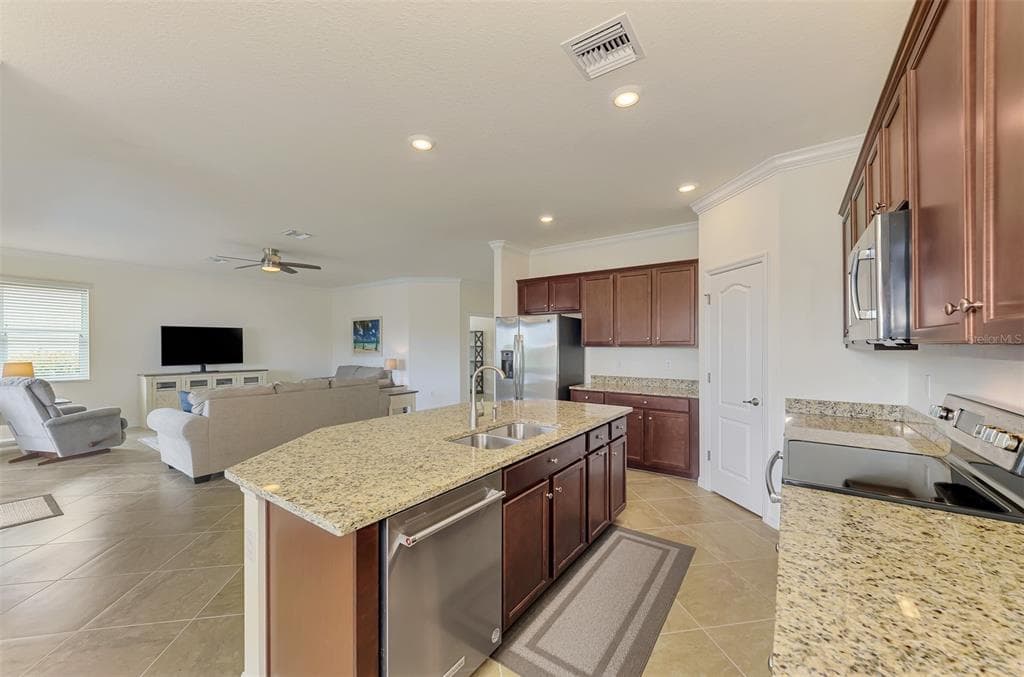 10065 COZY GROVE DRIVE photo 22