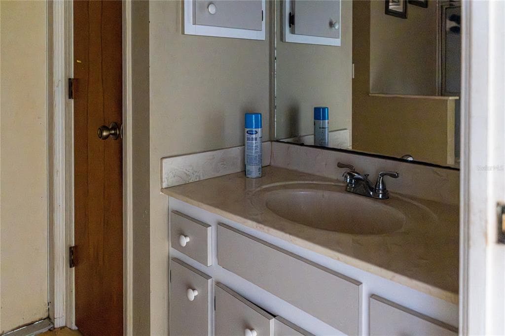 273 ROTONDA CIRCLE photo 24