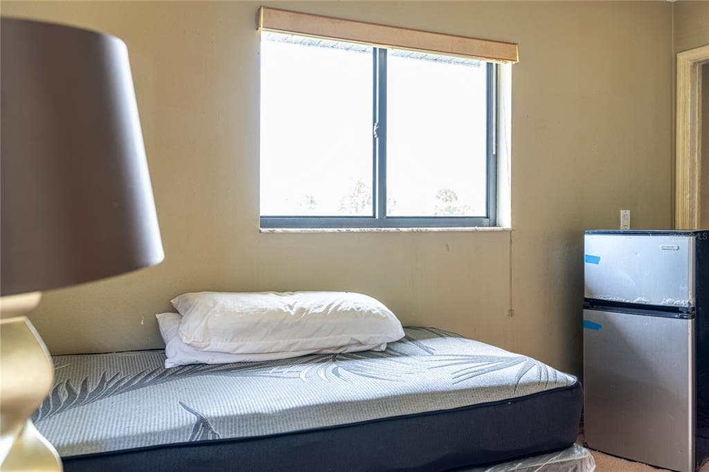 273 ROTONDA CIRCLE photo 21
