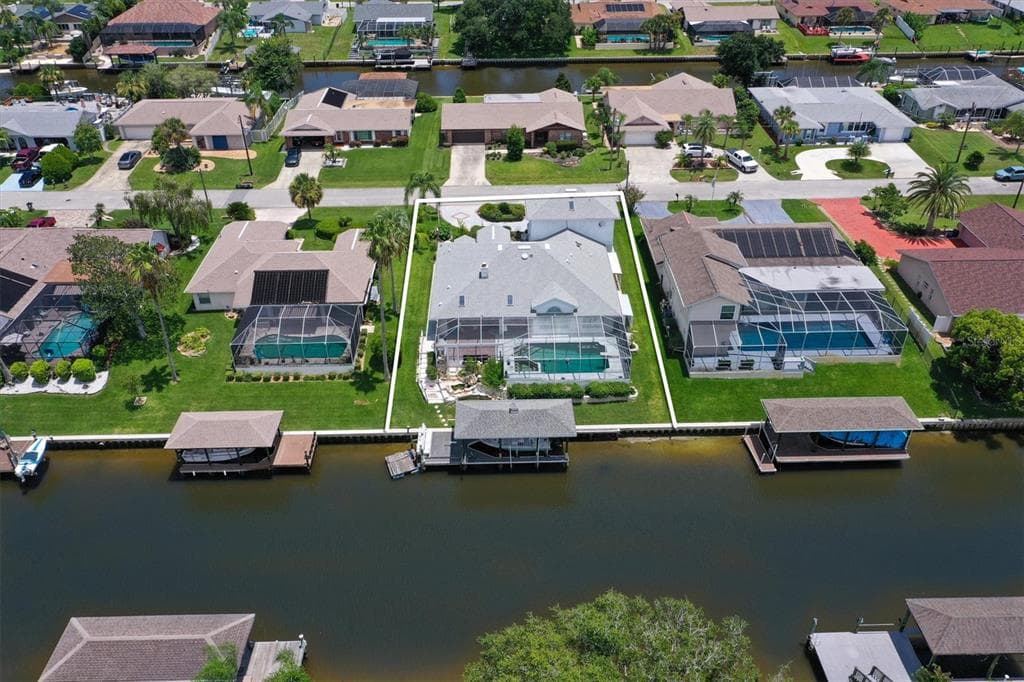12 CLOVERDALE COURT S photo 22