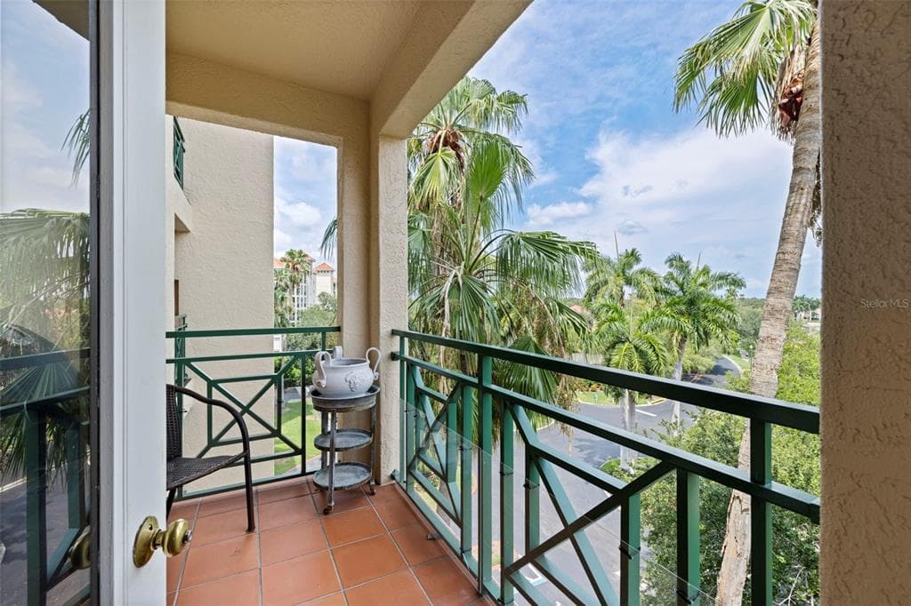 4737 DOLPHIN CAY LANE S 401 photo 9