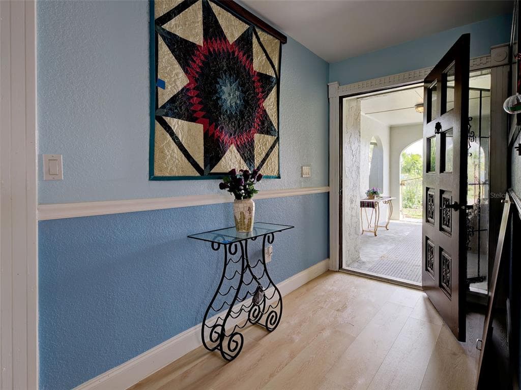 107 PECKHAM STREET SW photo 3