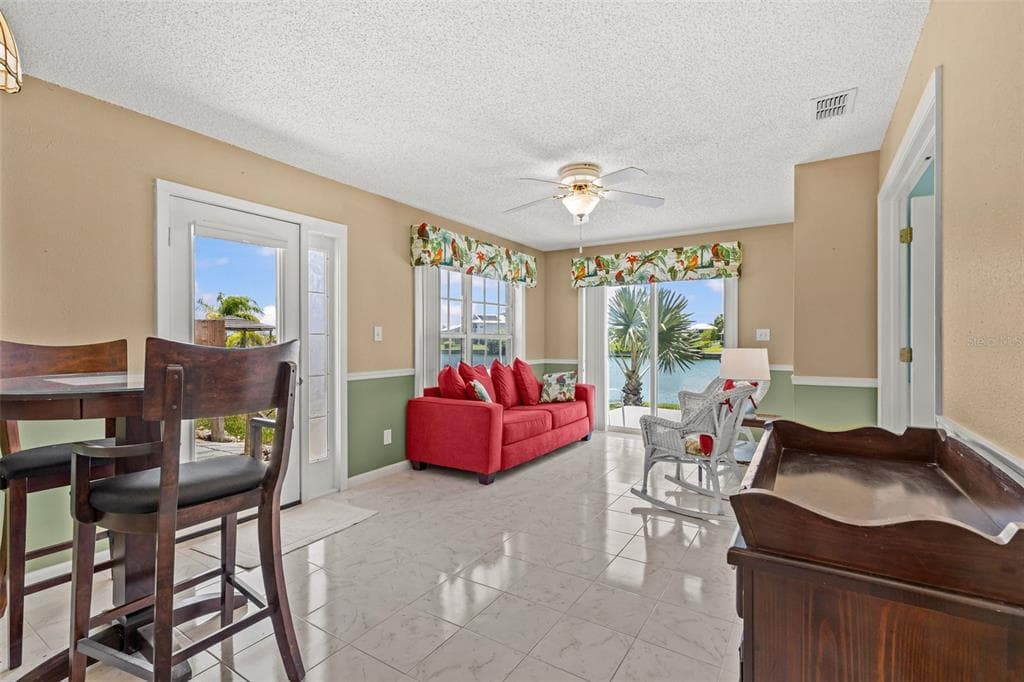 3388 OLEANDER DRIVE photo 22