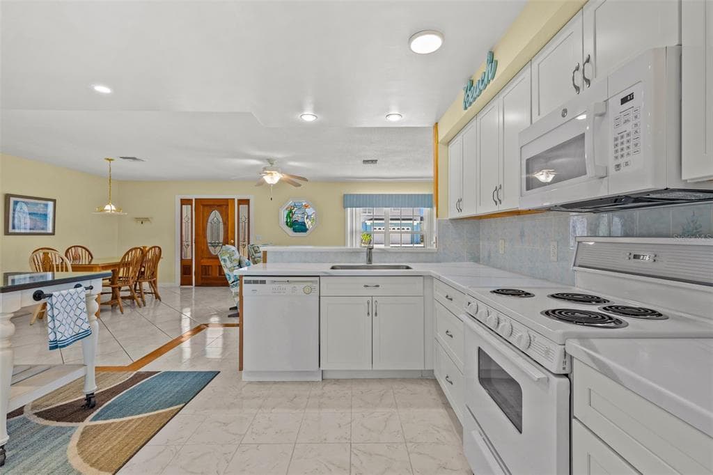 3388 OLEANDER DRIVE photo 20