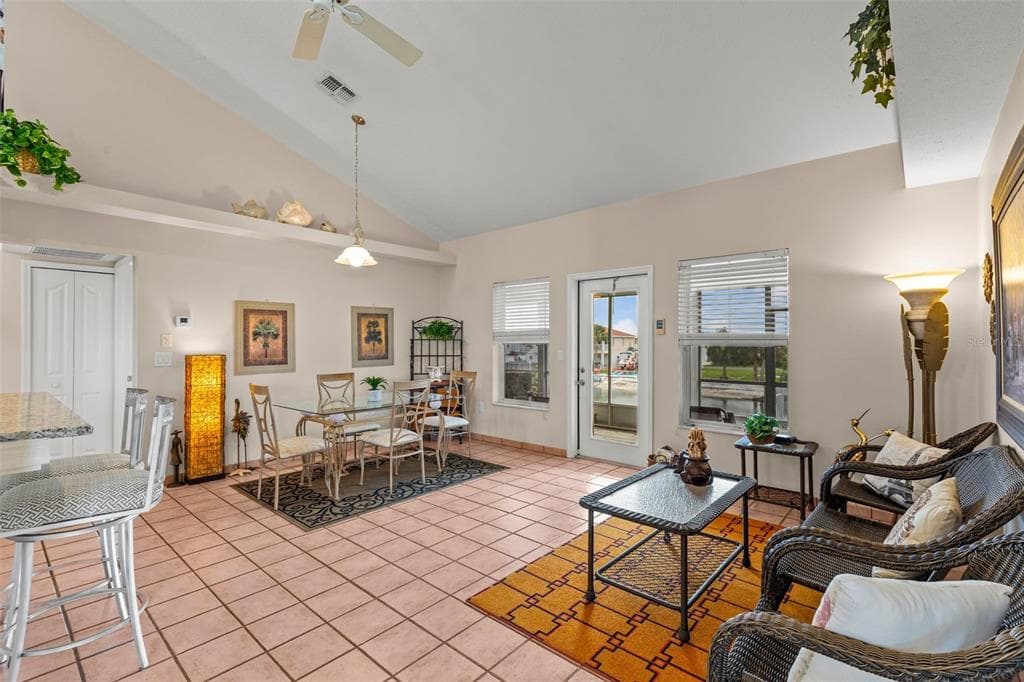 3302 TURKS CAP DRIVE photo 17