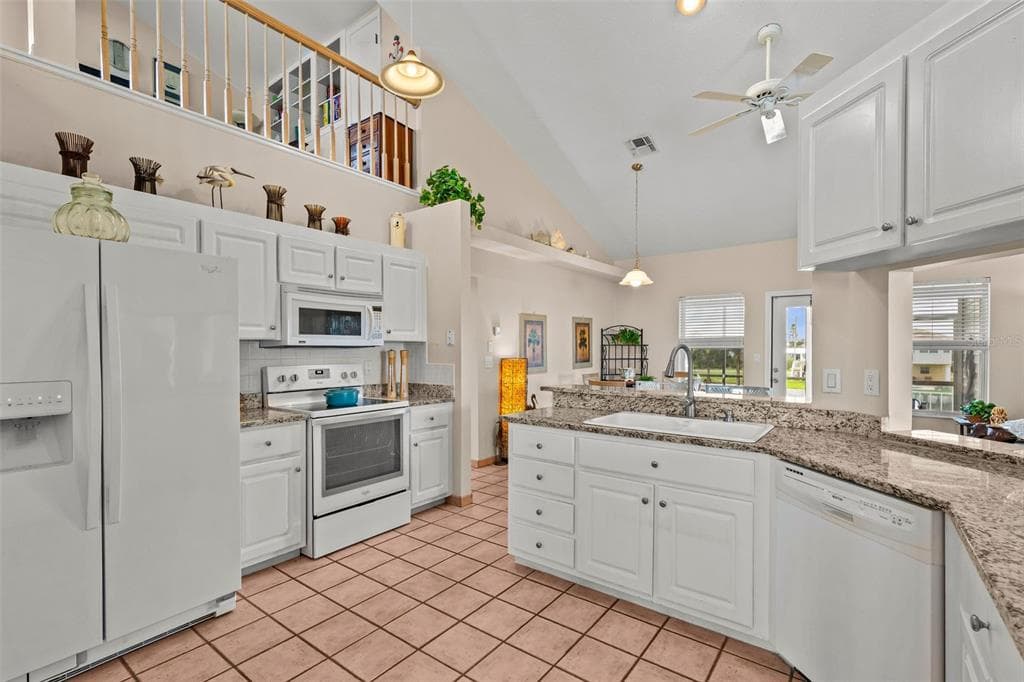 3302 TURKS CAP DRIVE photo 12