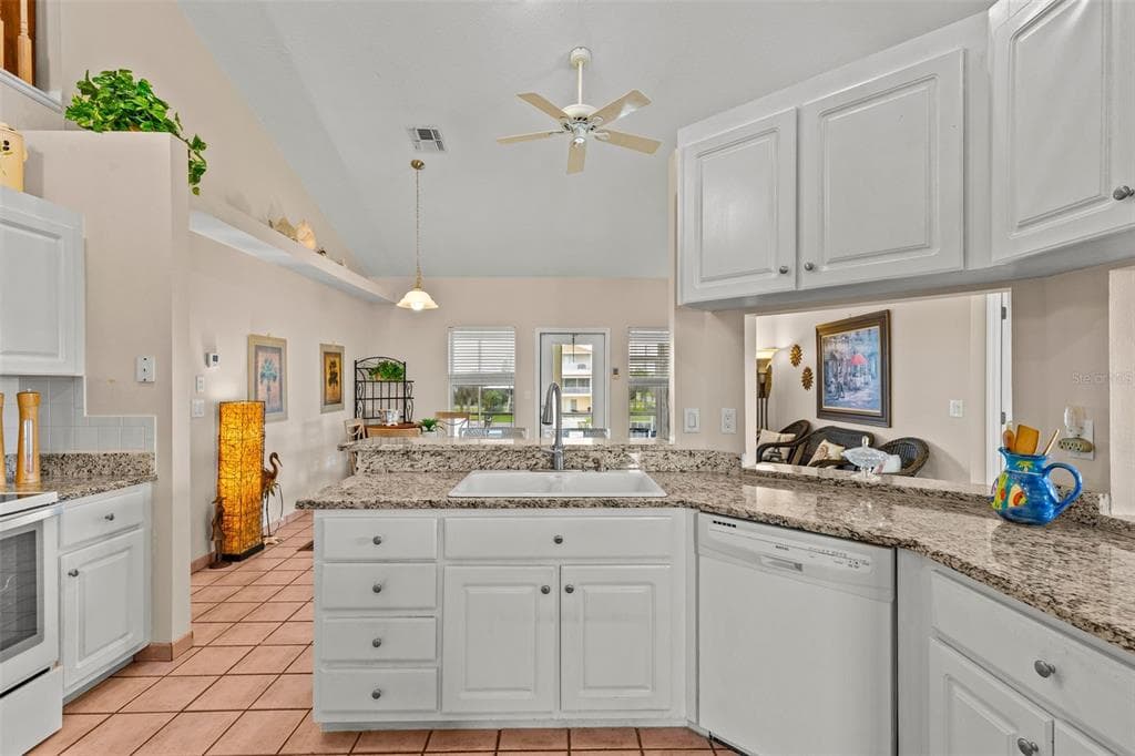 3302 TURKS CAP DRIVE photo 15