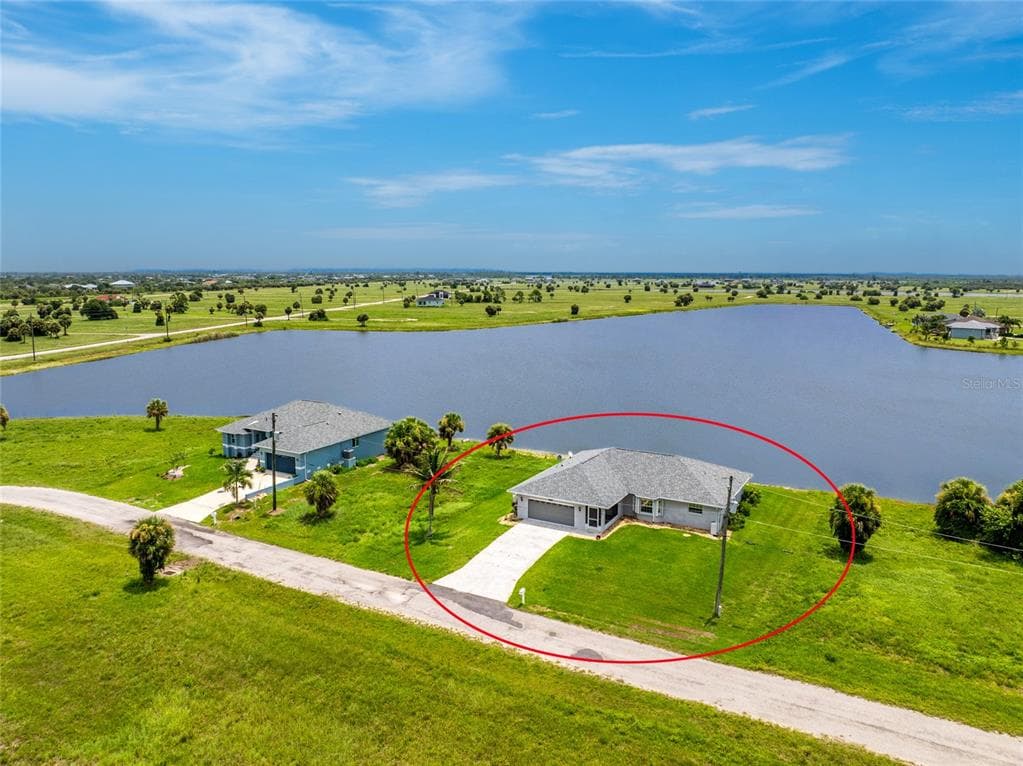 31 MEADOWLARK LANE photo 1