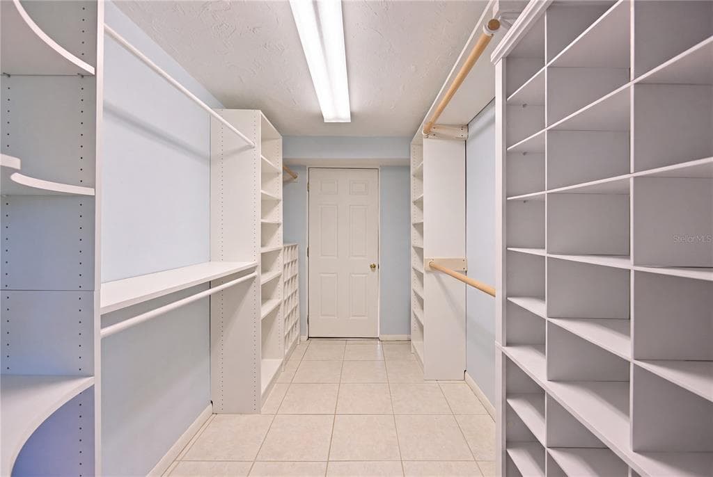 3472 QUEENS STREET photo 19