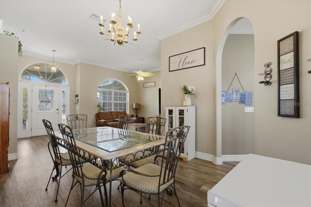 56 WESTBURY LANE photo 6