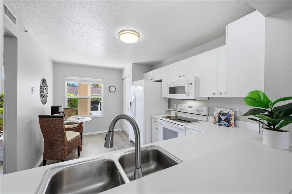 2725 TERRA CEIA BAY BOULEVARD 103 photo 9