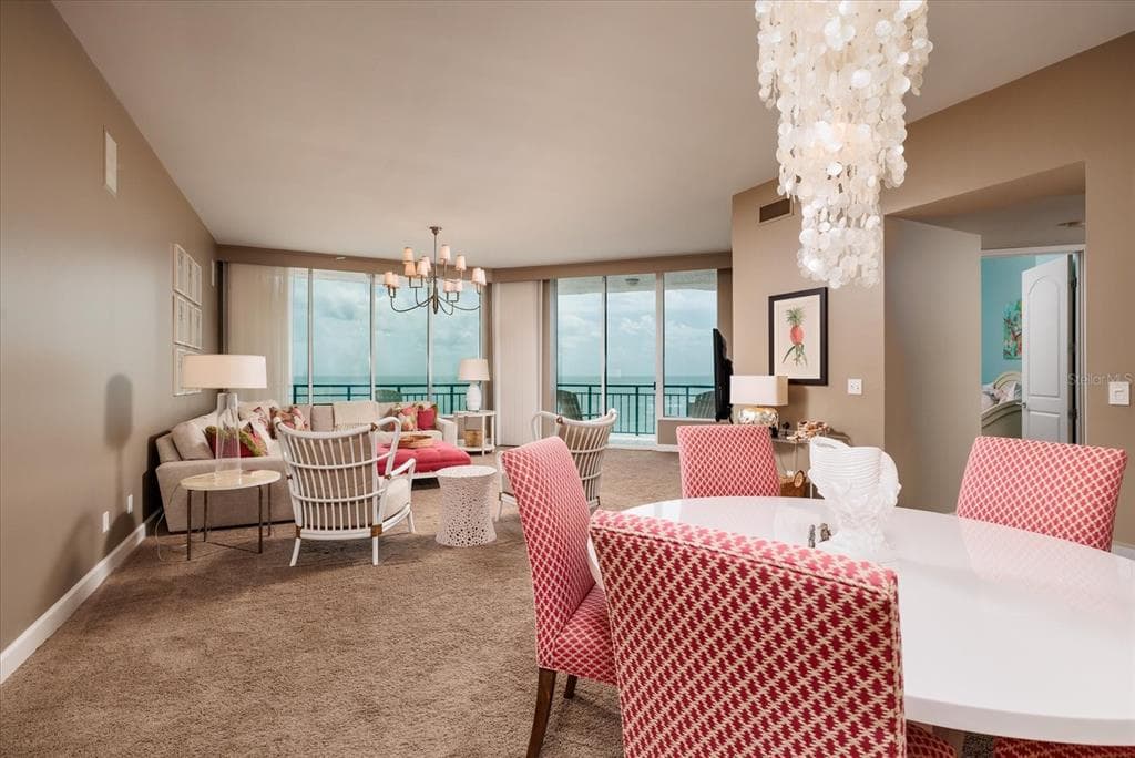 1560 GULF BOULEVARD 1101 photo 6