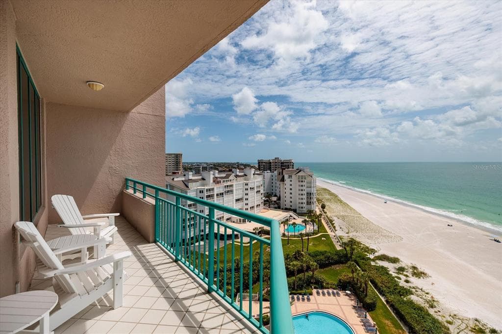 1560 GULF BOULEVARD 1101 photo 25