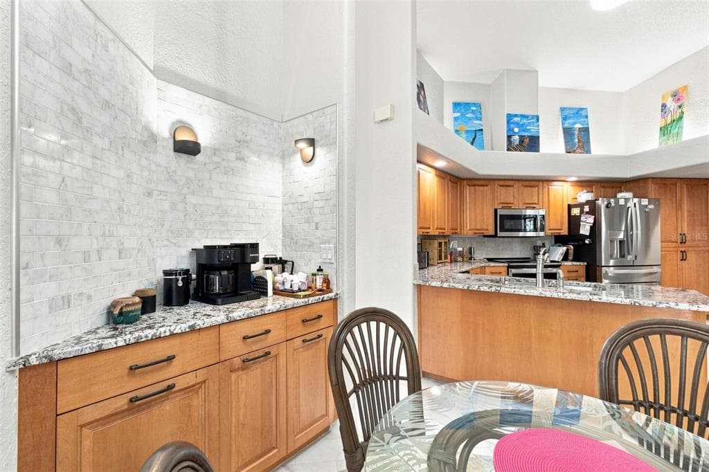 10307 WATERS EDGE COURT photo 15