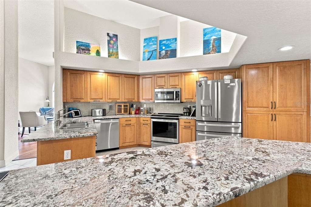 10307 WATERS EDGE COURT photo 11