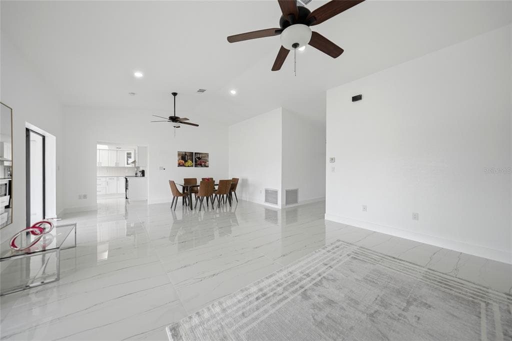 2705 MAURITANIA ROAD photo 7