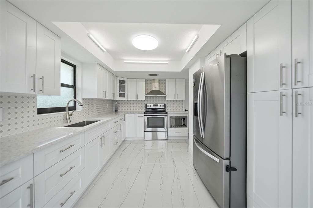 2705 MAURITANIA ROAD photo 11