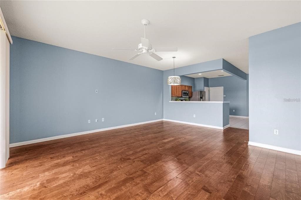 4879 POND RIDGE DRIVE photo 18