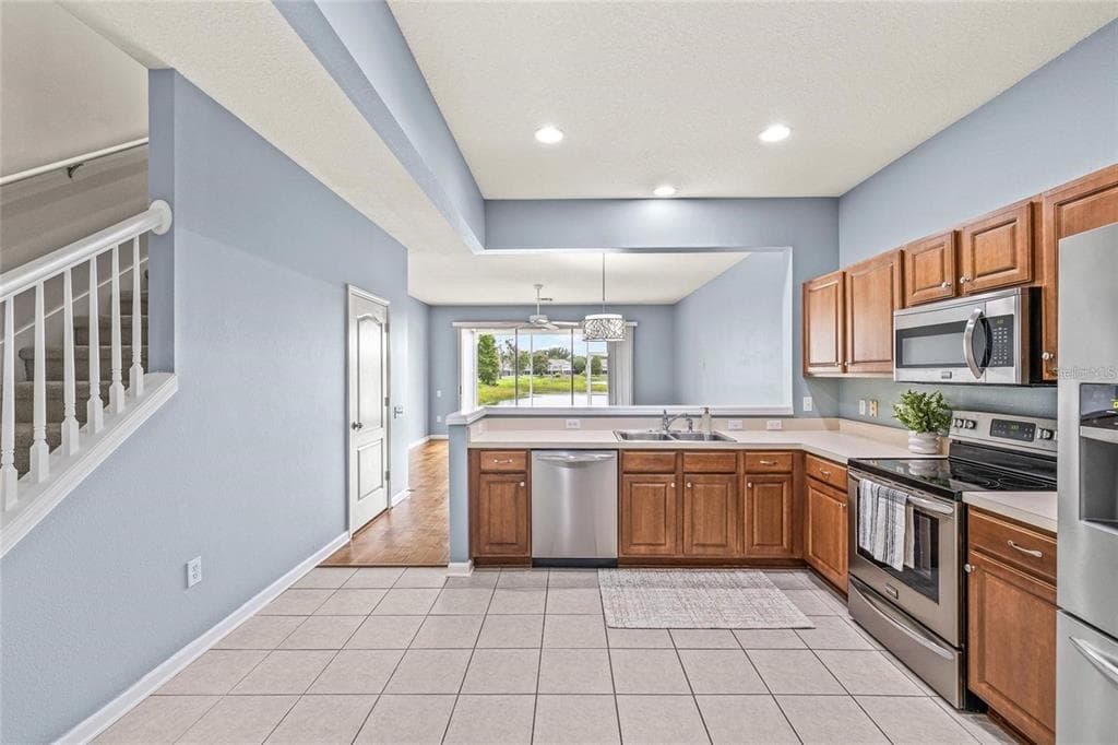 4879 POND RIDGE DRIVE photo 8