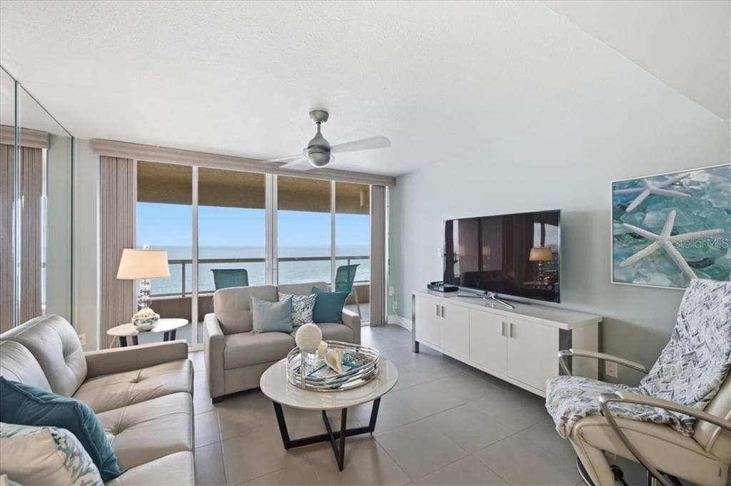 1310 GULF BOULEVARD 18C photo 4