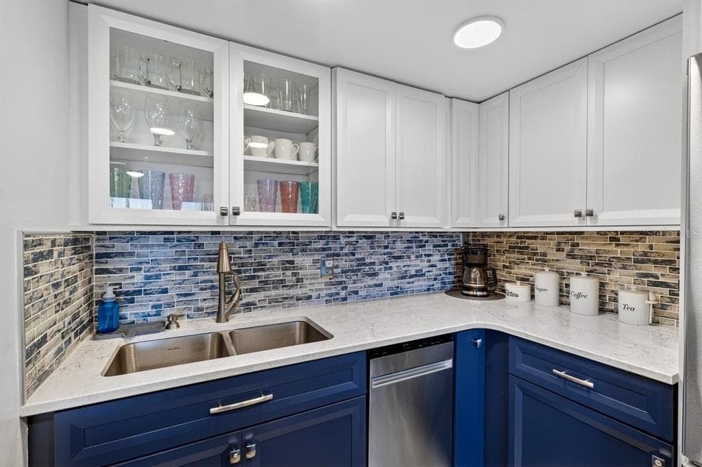 2700 OCEAN SHORE BOULEVARD 106 photo 10