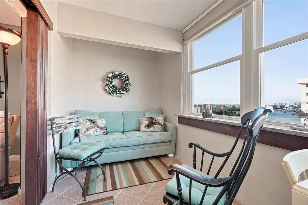 4550 COVE CIRCLE 1009 photo 13